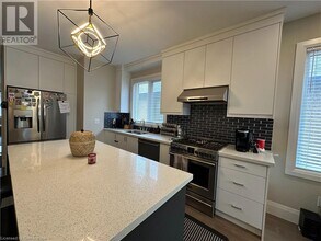 45 Eleanor Ave in Hamilton, ON - Building Photo - Building Photo
