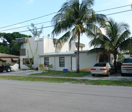 1117 NE 16th Ct in Fort Lauderdale, FL - Building Photo - Building Photo