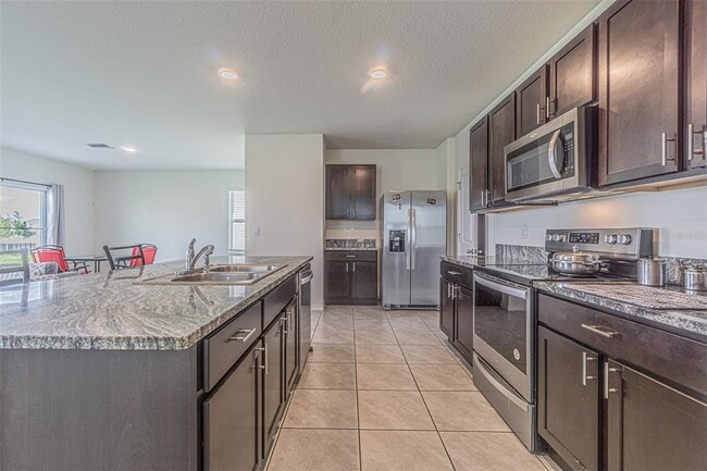 10612 Penny Gale Loop in San Antonio, FL - Building Photo - Building Photo