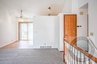 12712 Hartman Ave in Omaha, NE - Building Photo - Building Photo
