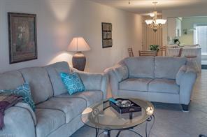 28861 Bermuda Lago Ct-Unit -101 in Bonita Springs, FL - Foto de edificio - Building Photo