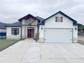 3412 Inez St in Edinburg, TX - Building Photo - Building Photo