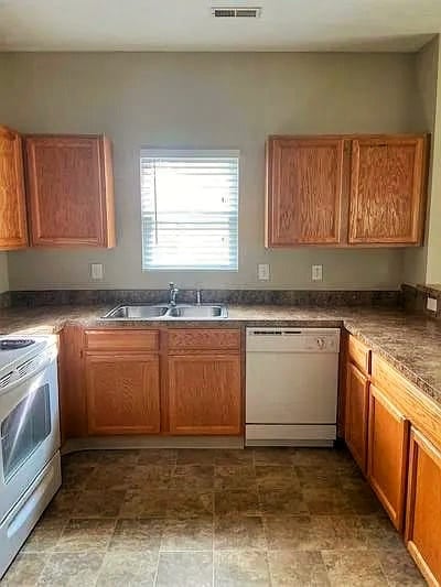 4014 Summerstone Dr in Columbus, OH - Building Photo - Building Photo