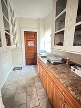 27 Orkney Rd in Boston, MA - Foto de edificio - Building Photo