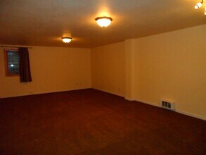 1409 Thaxton Ct in Laramie, WY - Building Photo - Building Photo