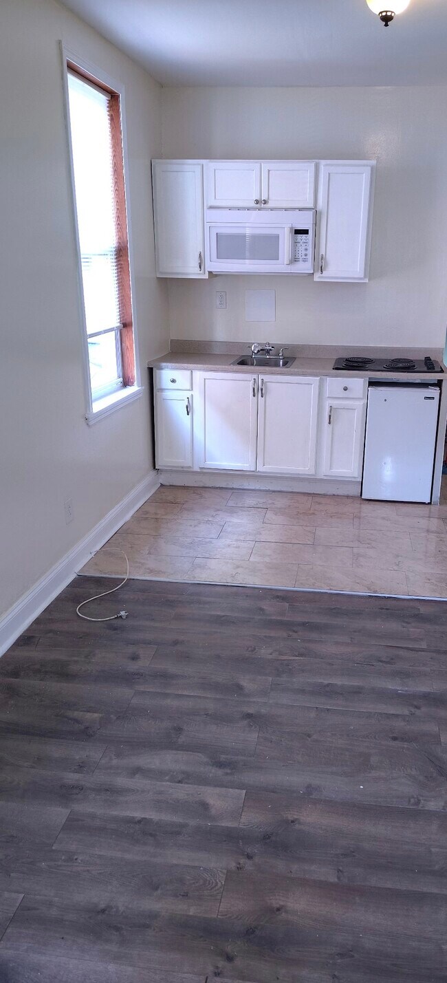 5613 Wyalusing Ave in Philadelphia, PA - Building Photo - Building Photo