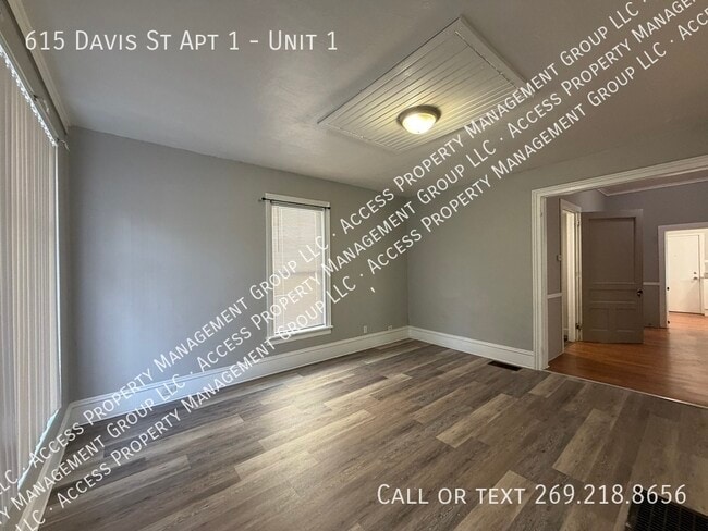 property at 615 Davis St