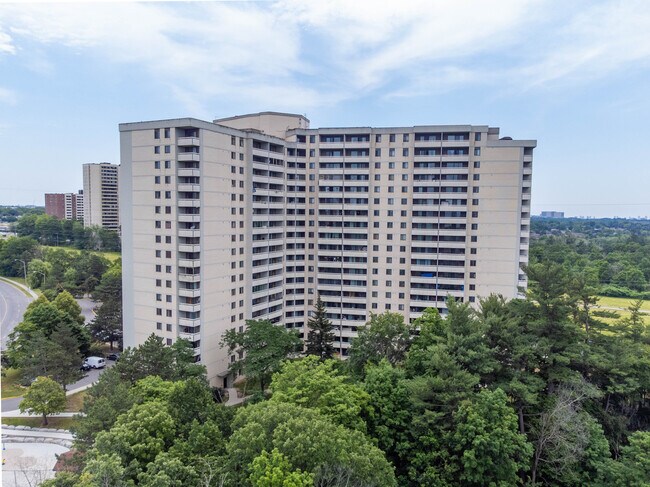 Murray Ross Apartments in Toronto, ON - Building Photo - Building Photo