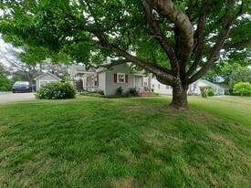 2001 Highland Ave in Columbia, TN - Building Photo