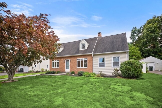 property at 14 Hewitt St