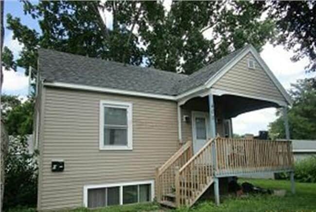 property at 408 W 2nd St