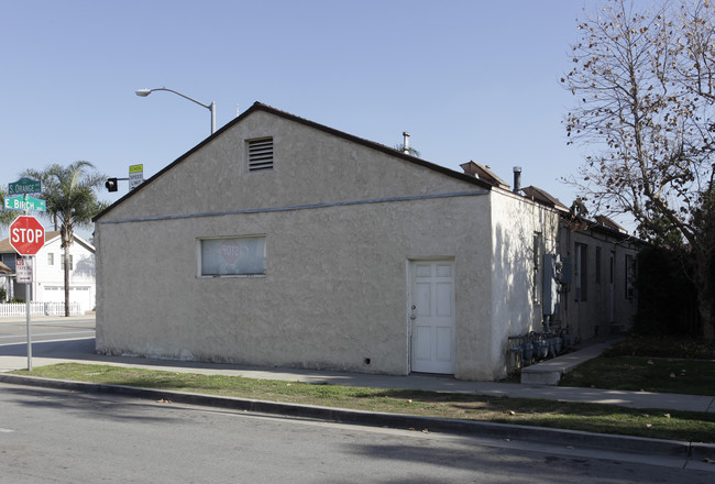 202-212 E Birch St in Brea, CA - Foto de edificio - Building Photo