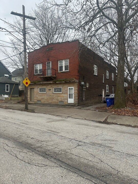 15634 Kipling Ave in Cleveland, OH - Building Photo