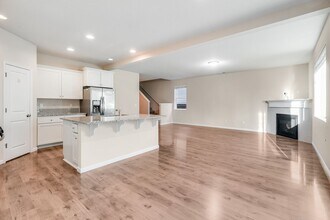 7386 NW 164th Ave in Portland, OR - Building Photo - Building Photo