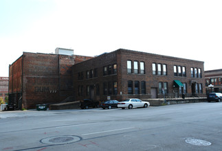 Hanighen Square in Omaha, NE - Building Photo - Building Photo