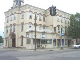 2 Main St in Penn Yan, NY - Building Photo