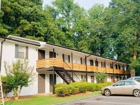 Pines at Athens in Athens, GA - Building Photo