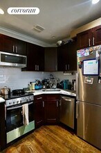 254 W 15th St in New York, NY - Building Photo - Building Photo