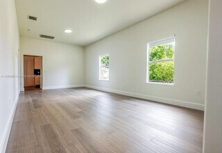 125 Frow Ave in Coral Gables, FL - Building Photo - Building Photo