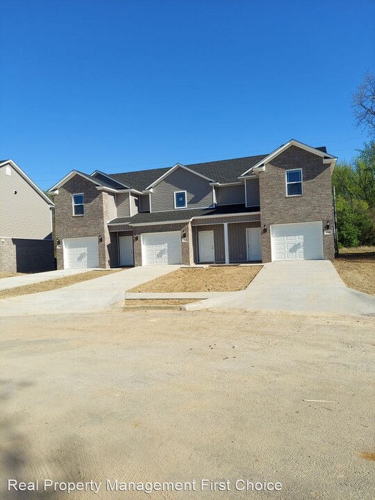 2124 Ingalls Ln in Alma, AR - Building Photo