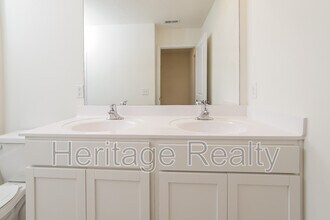 1005 Curly Top Ln in Knoxville, TN - Building Photo - Building Photo