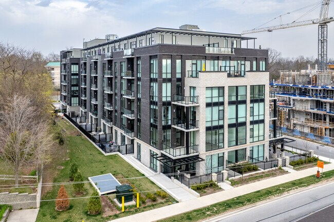42 Mill St