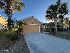 2179 Snapdragon Dr NW in Palm Bay, FL - Building Photo - Building Photo
