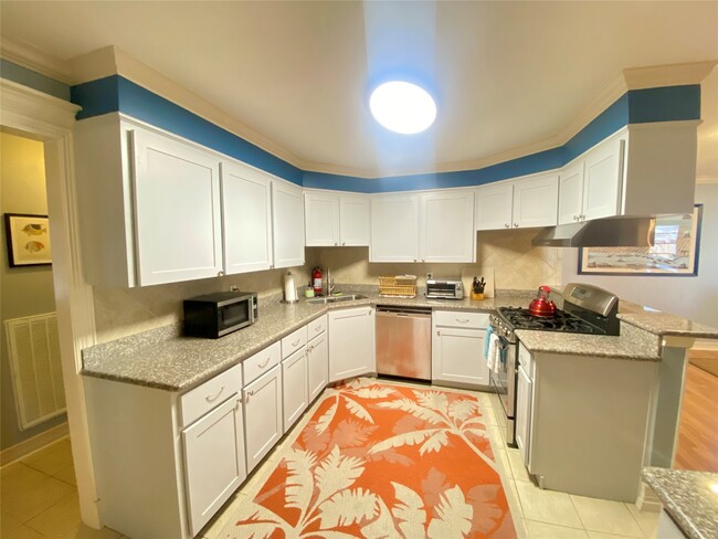 property at 1311 Milam Dr