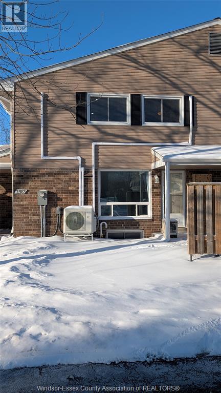 property at 2983 Meadowbrook Ln