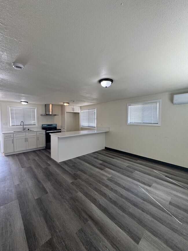 12224 James St in Boron, CA - Building Photo - Building Photo