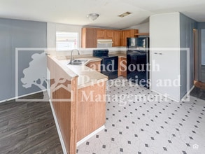 425 Longfellow Blvd in Lakeland, FL - Building Photo - Building Photo