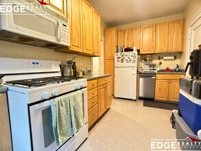 21 Sutherland Rd in Boston, MA - Building Photo - Building Photo