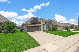 1943 Valdemar Pl in Bossier City, LA - Building Photo - Building Photo