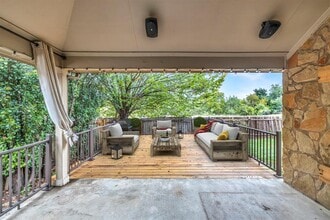 10320 Big Thicket Dr in Austin, TX - Building Photo - Building Photo
