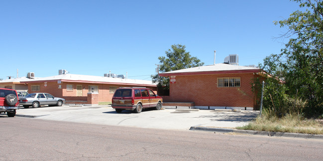 8712 Lawson St in El Paso, TX - Building Photo - Building Photo