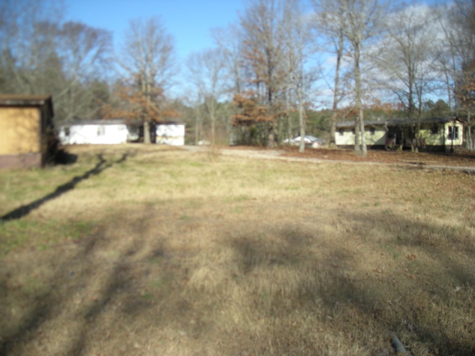 146-158 Pine Ridge Rd in White, GA - Building Photo