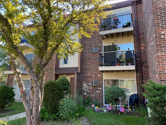 436 Pleasant Run Dr, Unit F