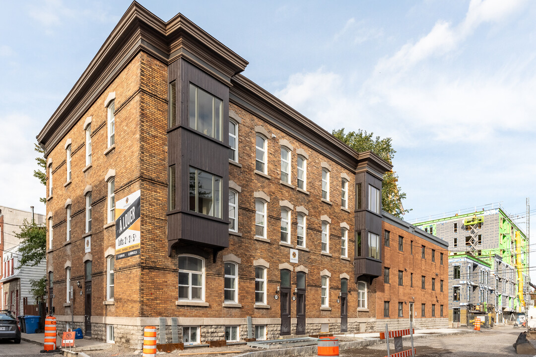 292 Caron Rue in Québec, QC - Building Photo