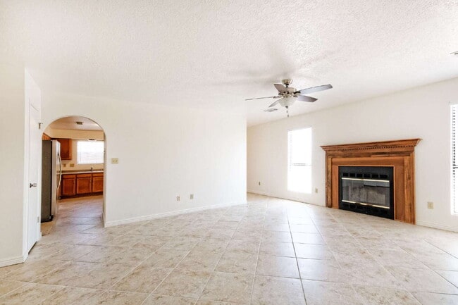 4542 Pyrite Ct NE in Rio Rancho, NM - Building Photo - Building Photo
