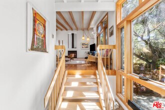21421 Encina Rd in Topanga, CA - Building Photo - Building Photo