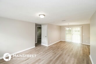 8326 Santman Ct in Jacksonville, FL - Building Photo - Building Photo