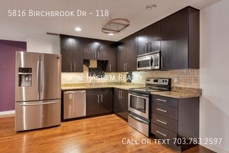 5816 Birchbrook Dr in Dallas, TX - Foto de edificio - Building Photo