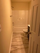 175 Bowman Rd-Unit -Apt B in Hanover, PA - Foto de edificio - Building Photo