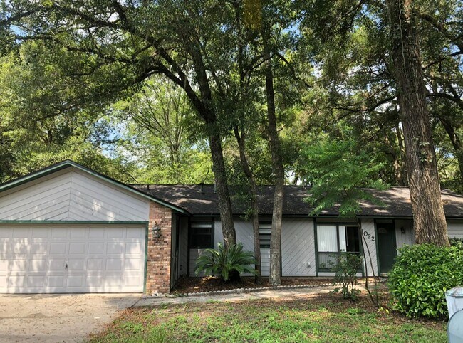 1022 SW 78th Terrace in Gainesville, FL - Building Photo - Building Photo