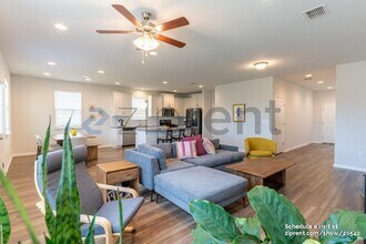 9617 Dawn Pearl Dr in Austin, TX - Building Photo - Building Photo