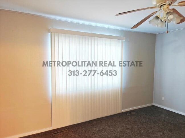 31820 Bay Ct in Westland, MI - Building Photo - Building Photo