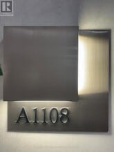 705 Davis Dr in Newmarket, ON - Building Photo - Building Photo