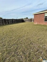 4410 Mustang Dr in Killeen, TX - Building Photo
