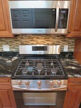 136 Inman St, Unit 1 in Cambridge, MA - Building Photo - Building Photo