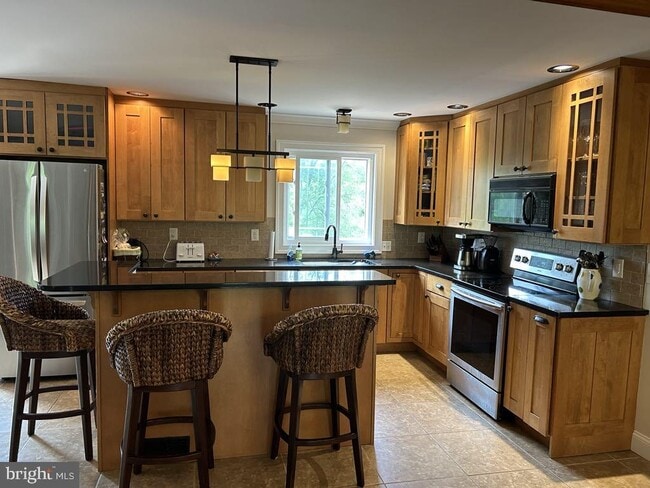 property at 975 Wind Song Rd